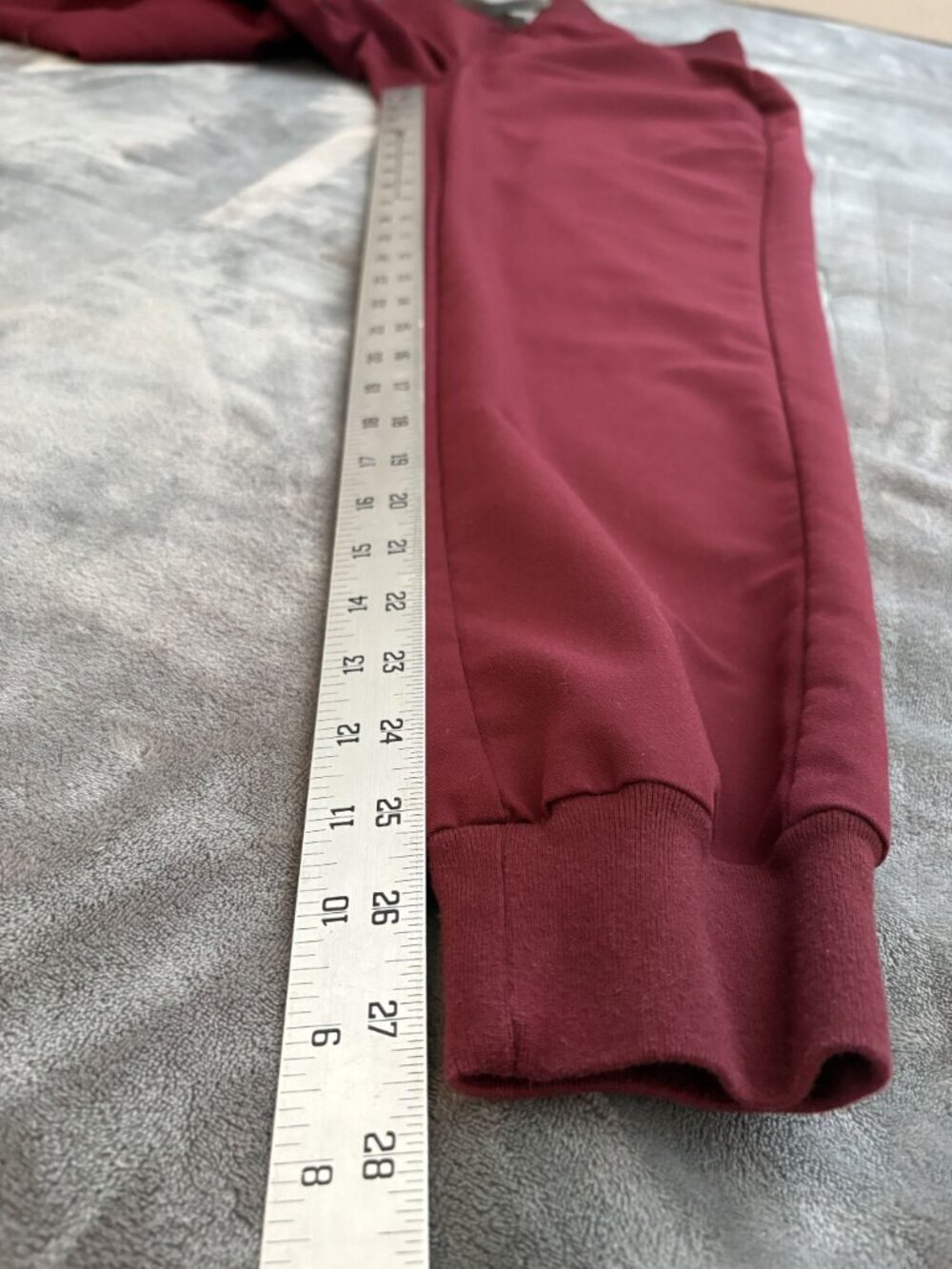 FIGS Women's Zamora Jogger Scrub Pants S Burgundy Healthcare Nursing Medical - Picture 11 of 11